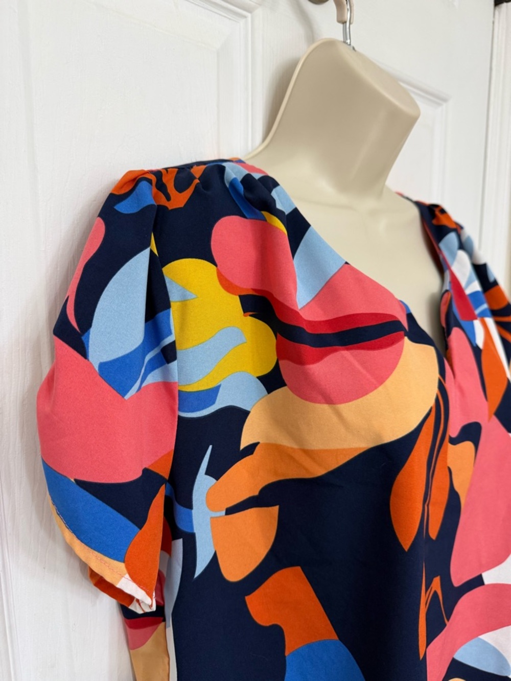 Umgee Abstract Print Blouse M Colorful Boho Top - Picture 6 of 11